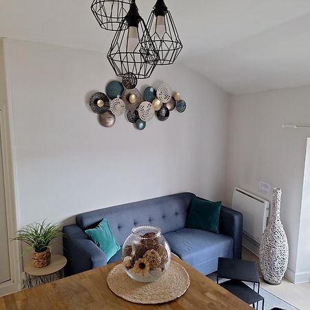 Appartement F2 Centre-Ville Issoire Avec Jolie Vue Eksteriør billede