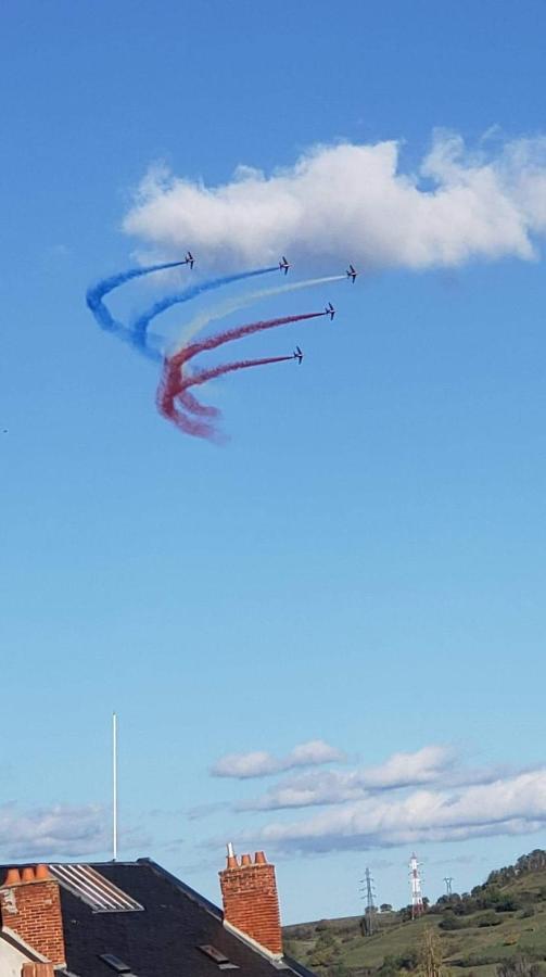 Appartement F2 Centre-Ville Issoire Avec Jolie Vue Eksteriør billede